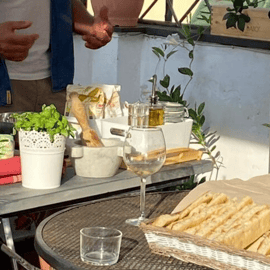 Cours de cuisine à Gênes : pesto et pâtes en rooftop