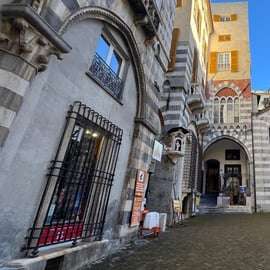 DEPOSITO BAGAGLI - BAGAGEOPSLAG GENOA CENTRUM