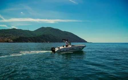 Boat Rental Without a Licence on the Ligurian Coast