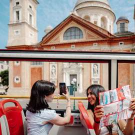 Автобус Hop-on Hop-off в Генуе: два маршрута на 24 или 48 часов