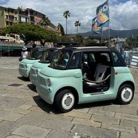 Jízda ve Fiatu Topolino po riviéře u Portofina